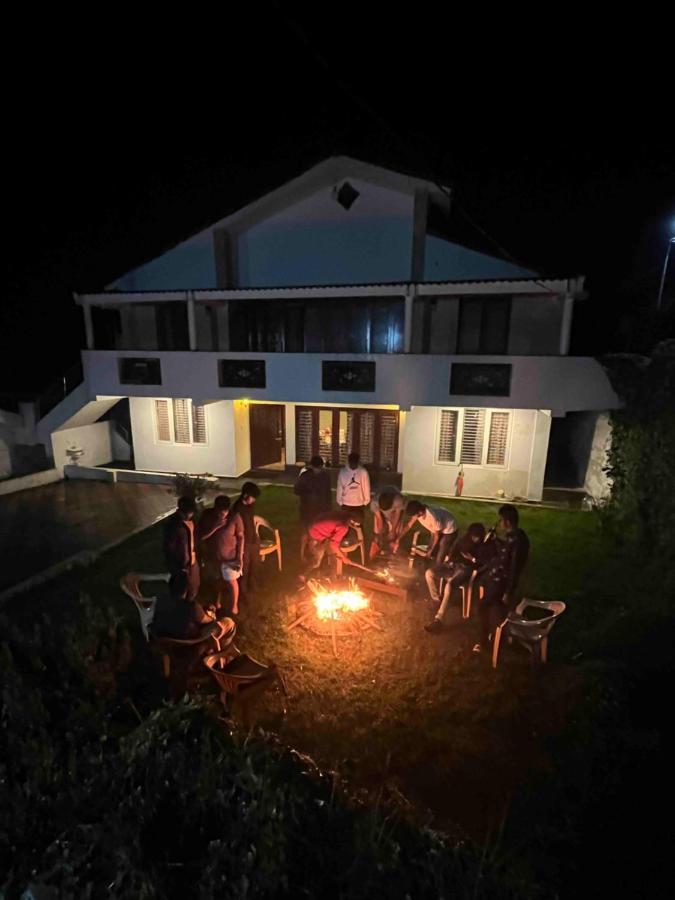 Ls Cottage Ooty Exterior foto